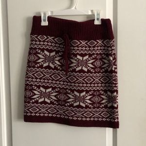 Never worn no tag Sweater skirt